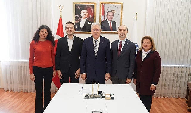 Karadut ve adaçayının, hastane kaynaklı enfeksiyona neden olan bakterilerin tedavisine etkisi araştırılacak