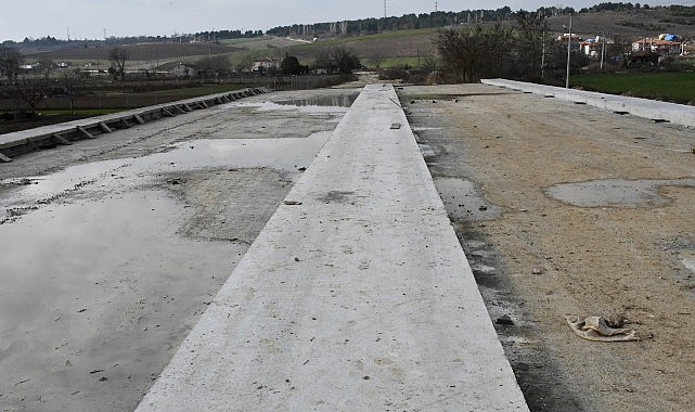 Lüleburgaz Deresi üzerindeki köprüler tamamlanıyor