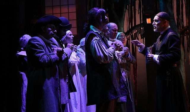 Şehrin Tiyatrosu Kartal ve Ataşehir’de