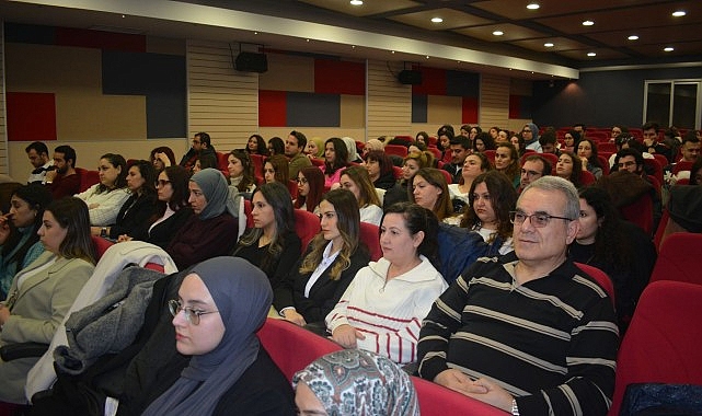 EÜ Eğitim Fakültesinde, İzmir Aile ve Sosyal Hizmetler İl Müdürlüğü personeline eğitim verildi