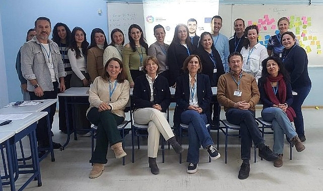 EÜ Eğitim Fakültesinde “Tartışmalı Konuların Öğretilmesi Projesi” etkinliği yapıldı