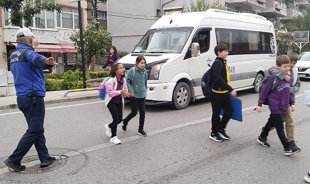 Okul giriş ve çıkışları zabıta ile daha güvenli