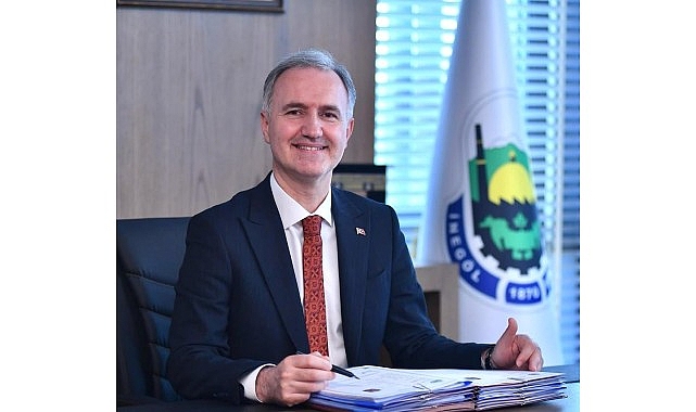 İnegöl Belediyesi’nden Yaşlılara Bayram Sürprizi