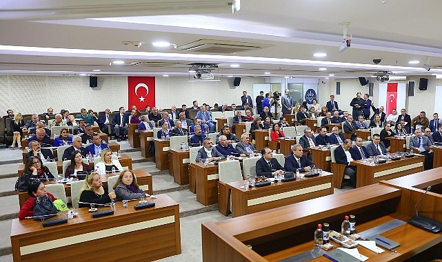 Başkan Kınay “Hep birlikte el birliğiyle daha güzel bir Karabağlar inşa edeceğiz”