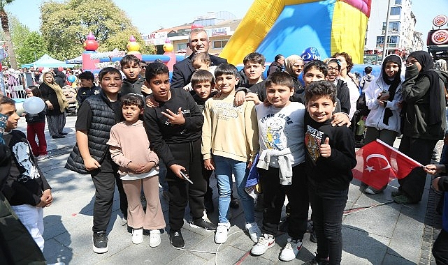 Gölcüklü Çocuklar 23 Nisan Coşkusunu Doyasıya Yaşadılar