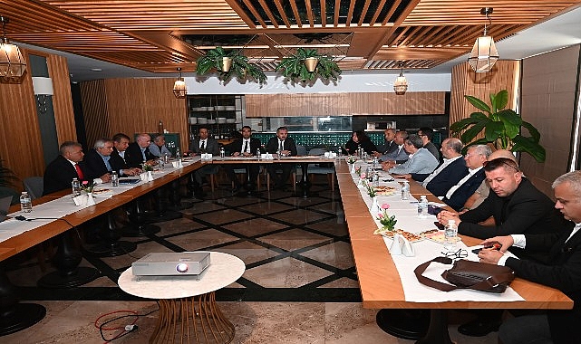 Kemer Turizm Komisyonu toplantısı yapıldı