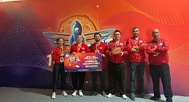 TEKNOFEST 2025’te Bergama Öğretmen ve Öğrencilerinden Çifte Başarı