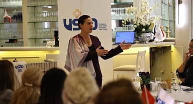 Başkan Sengel: “Efes Tarlası Yaşam Köyü Bir Cumhuriyet Projesidir”